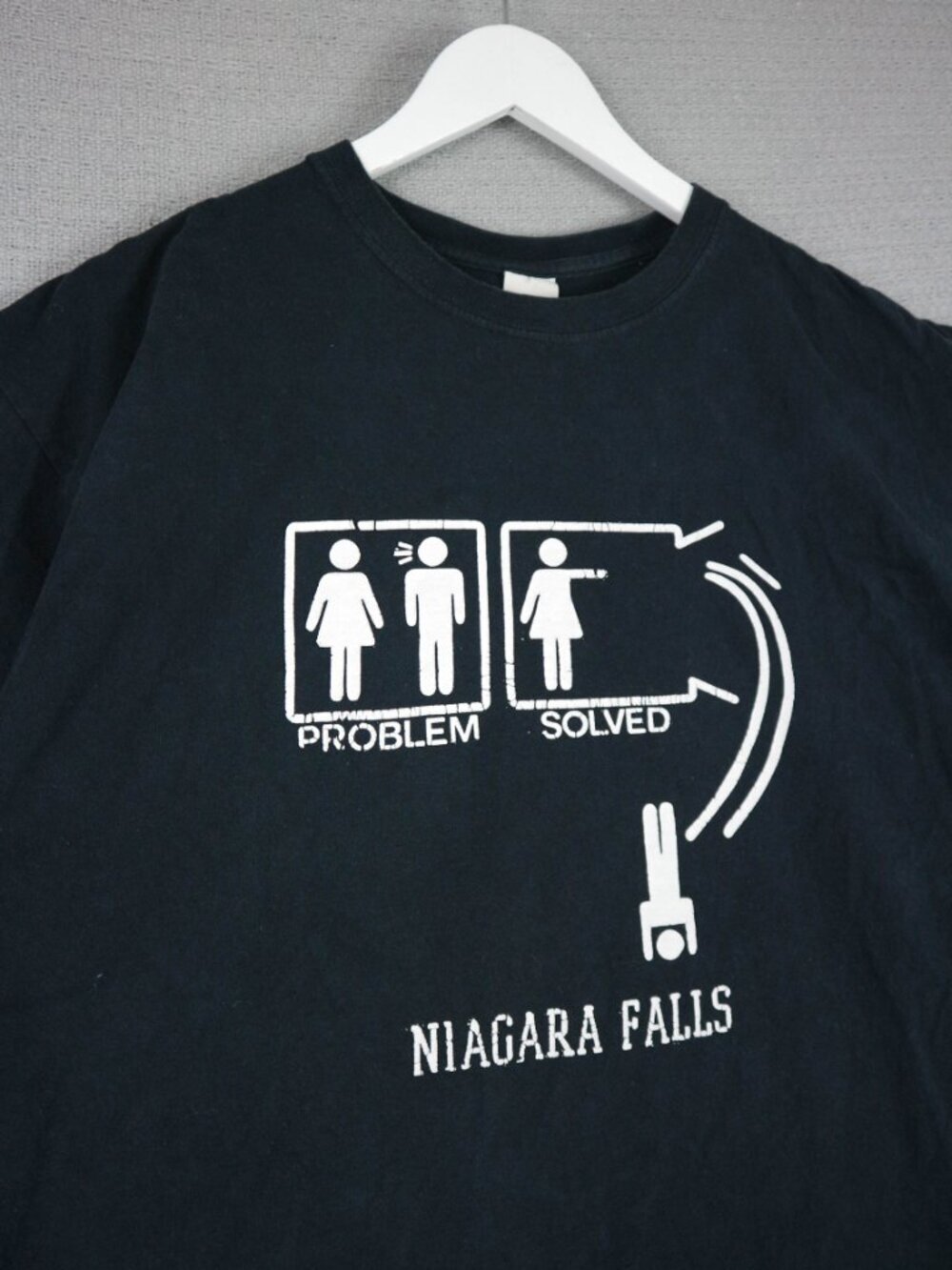 Niagara Falls Humour Text Tee Black Cotton Shirt XL - Picture 6 of 8